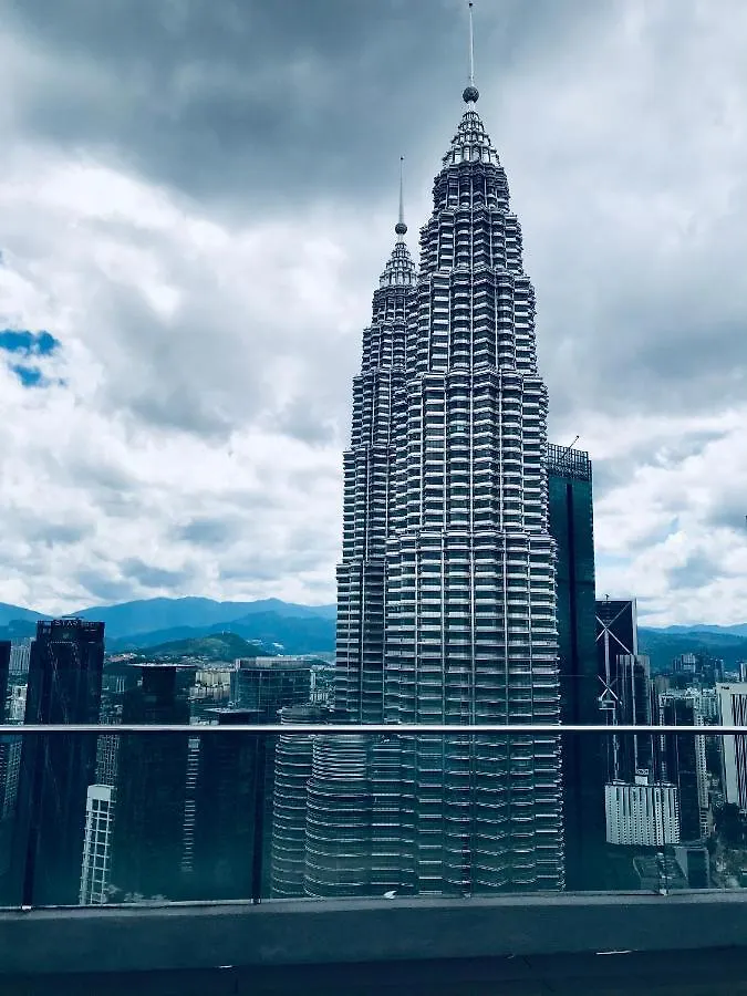 Apartment Sky Suites Klcc By Luna Kuala Lumpur Malaysia