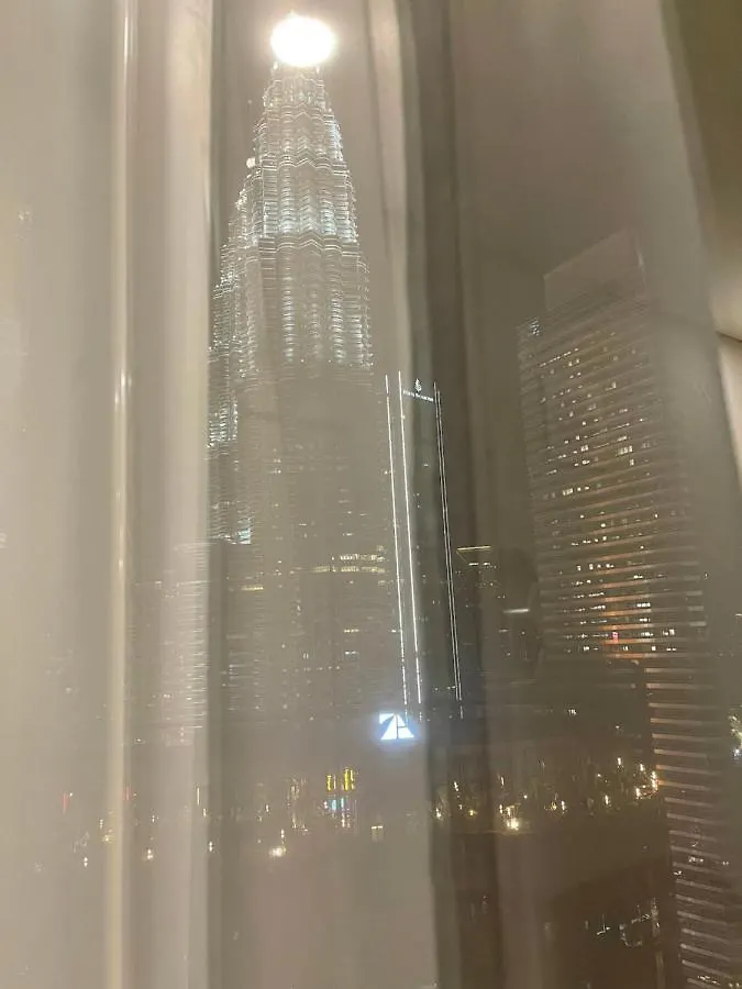 Apartment Sky Suites Klcc By Luna Kuala Lumpur